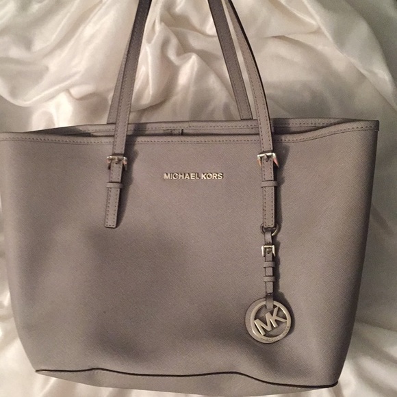 Michael Kors Handbags - Michael Kors purse